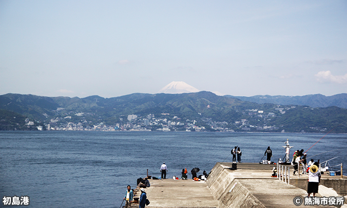 初島