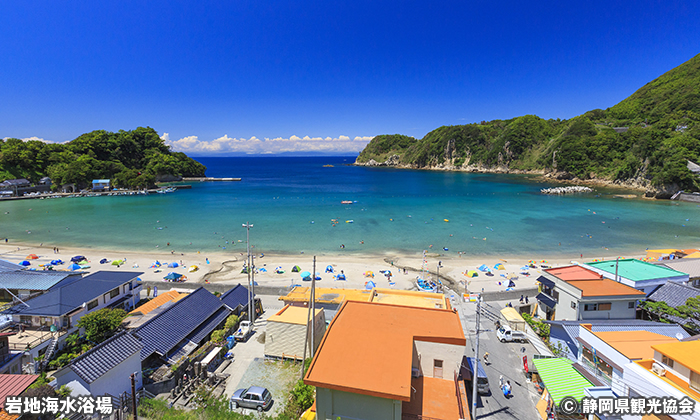 岩地海水浴場